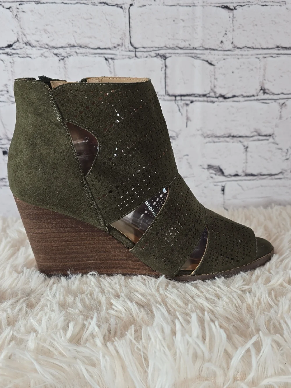 Market & Spruce Olive Green Suede Perforated Wedge Peep-Toe Bootie Size 8.5